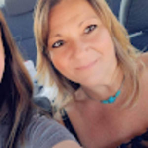Meet your Posher, Vickie